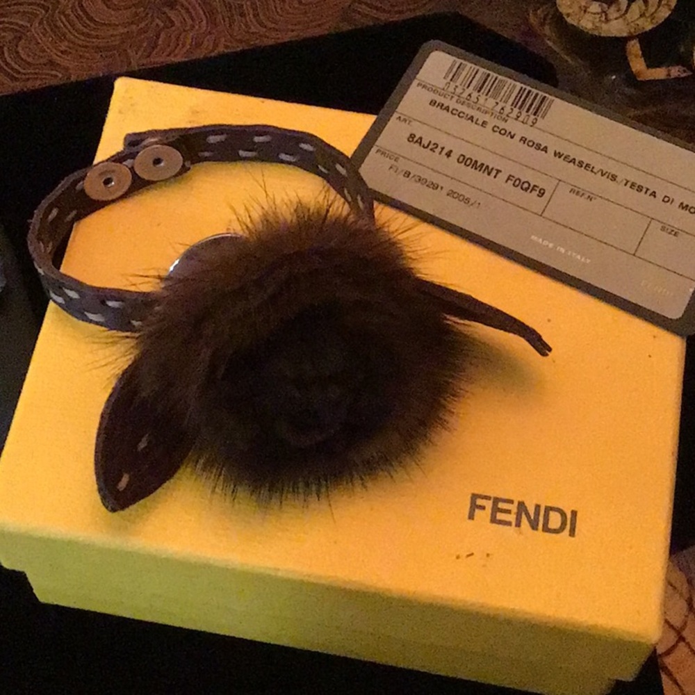 FENDI Selleria Fur Leather Bracelet 2005 Collection 😍🔥